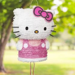 Pinata si cadouri Hello Kitty