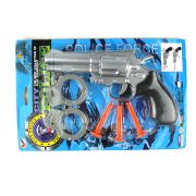 Pistol cu ventuze si catuse