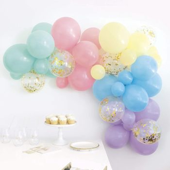 Ghirlandă cu baloane colorate
