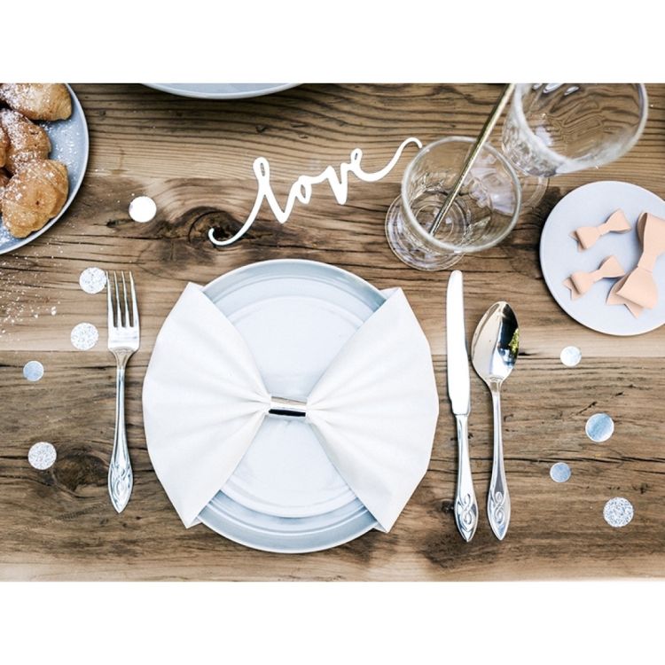 Decoratiune Love argintie