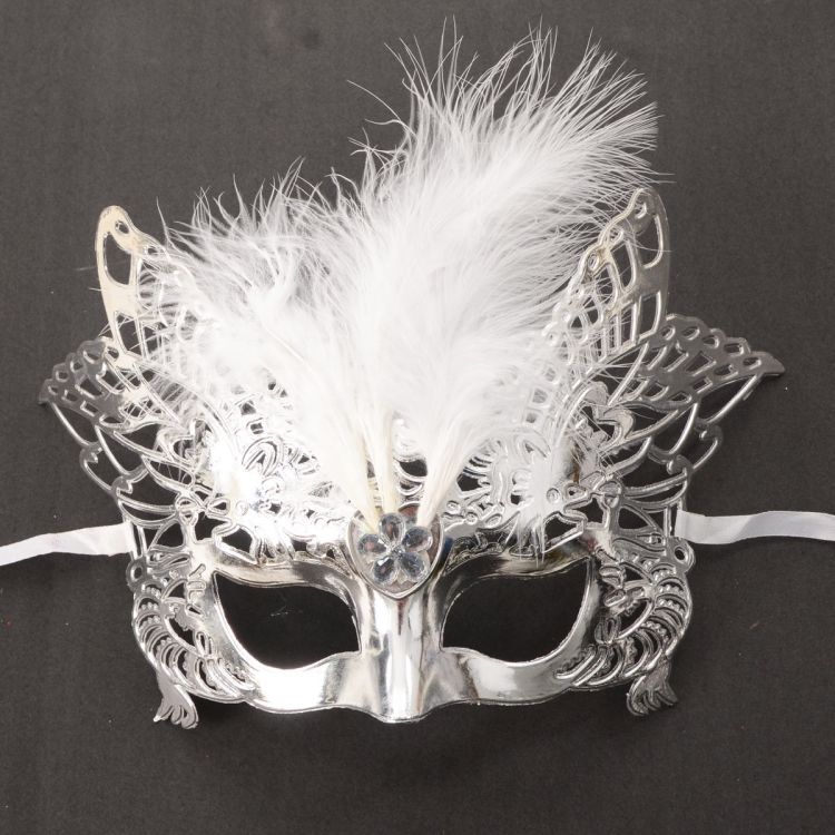 Masca venetiana argintie model fluture